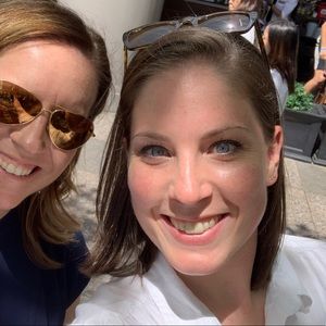 Meet your Posher, Whitney